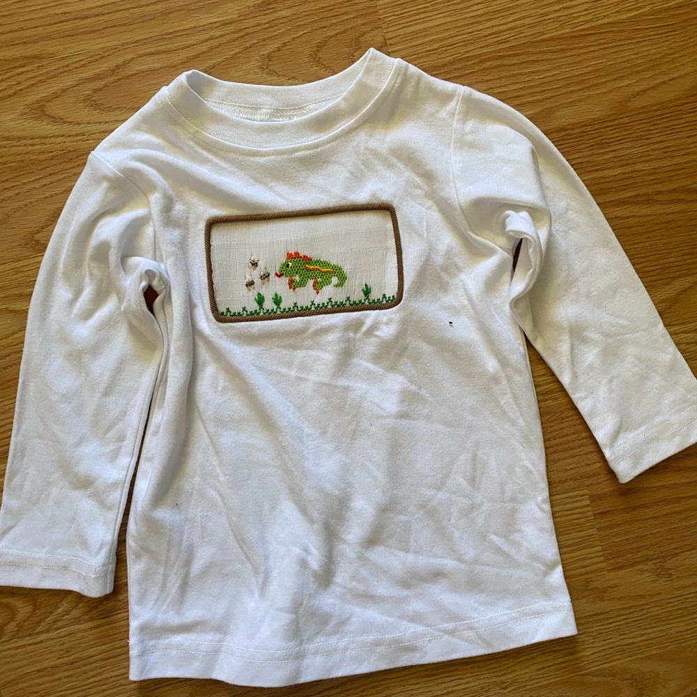 Boys long sleeve size 4/5